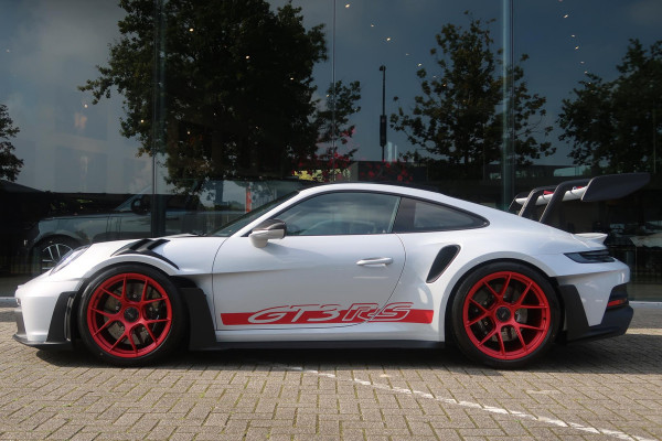 Porsche 911 4.0 GT3 RS Weissach GERESERVEERD
