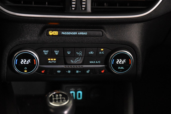 Ford FOCUS Wagon Hybrid Titanium *1ste Eigenaar*Navigatie*Stoelverwarming*Camera*