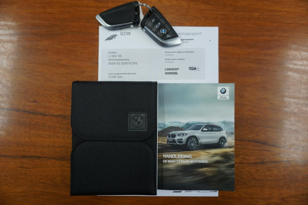 BMW X3 xDrive30e/Luxury/Trekhaak/Leer/1 Jaar Garantie/ SOH rapport.
