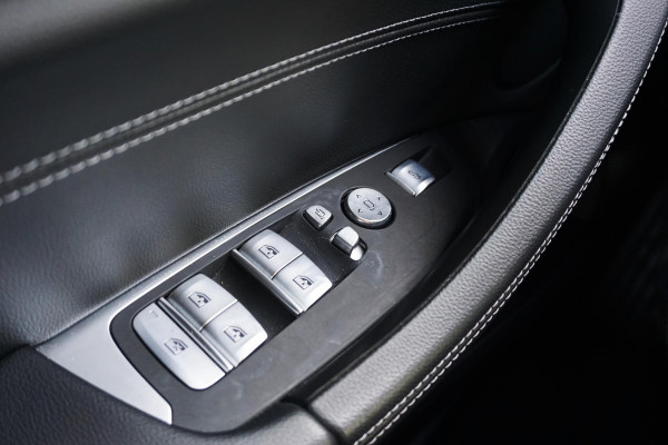 BMW X3 xDrive30e/Luxury/Trekhaak/Leer/1 Jaar Garantie/ SOH rapport.