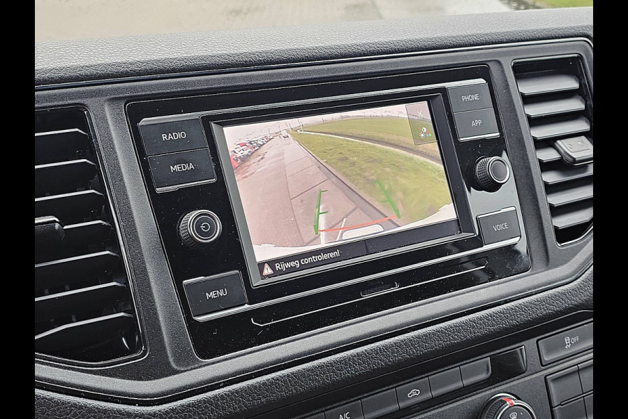 Volkswagen Crafter 35 2.0 TDI L3H3 Airco Camera Carplay Euro6 3 Zits 140 PK!