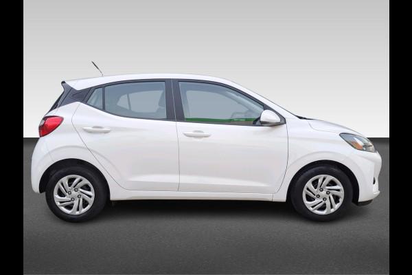 Hyundai i10 1.0 Comfort Smart Incl. Middenarmsteun | Achteruitrijcamera | Navigatie