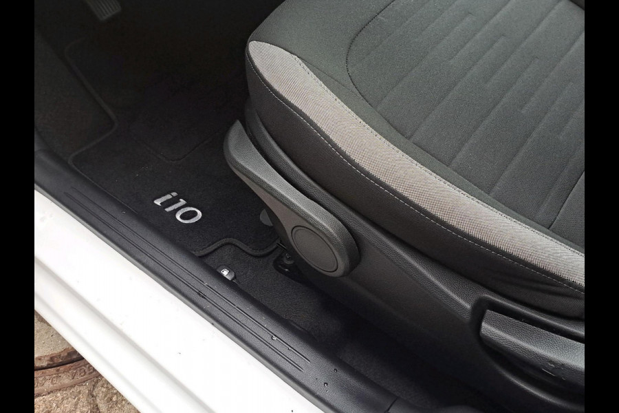 Hyundai i10 1.0 Comfort Smart Incl. Middenarmsteun | Achteruitrijcamera | Navigatie