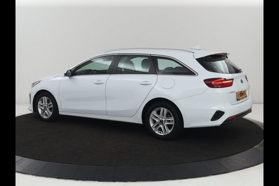 Kia Ceed 1.0 T-GDi DynamicLine | Automaat | Carplay | Camera | Navigatie | Cruise control | Climate control | DAB | Bluetooth | Parkeerhulp