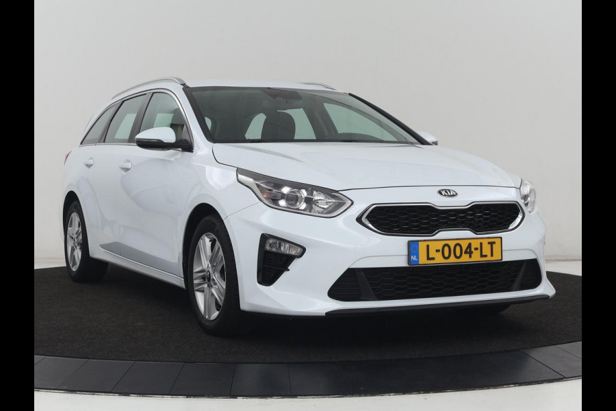 Kia Ceed 1.0 T-GDi DynamicLine | Automaat | Carplay | Camera | Navigatie | Cruise control | Climate control | DAB | Bluetooth | Parkeerhulp