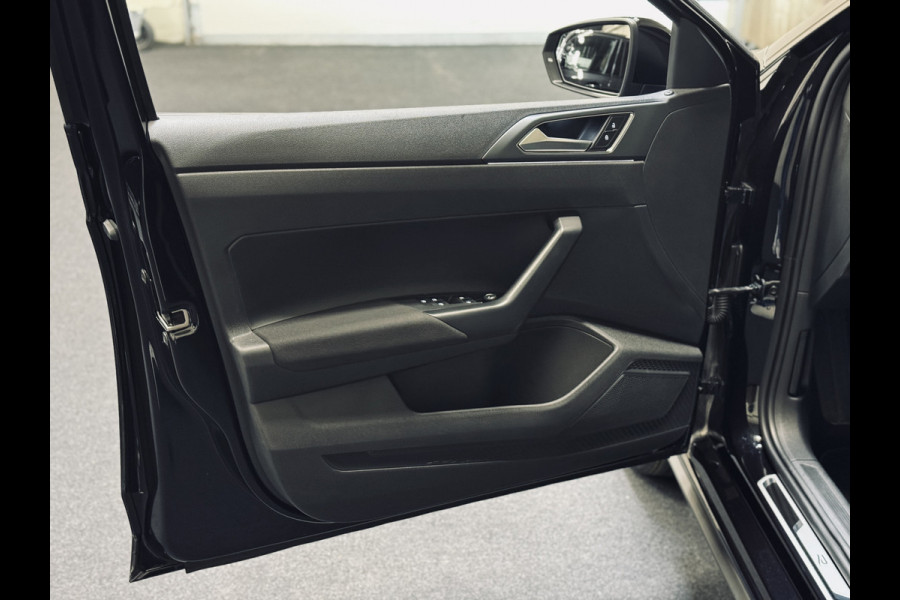 Volkswagen Polo 1.0 TSI R-Line Aut. | IQ | Camera | Virt.Cockpit Pro