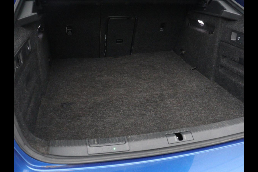 Škoda Superb 1.4 TSI iV Sportline | SOH 96% | 360 Camera | Adaptive cruise | Trekhaak | Achterbankverwarming | Canton Sound | Matrix LED | Alcantara | Stoelverwarming | Carplay | Navigatie | PHEV | Plug In