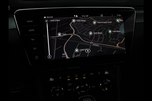 Škoda Superb 1.4 TSI iV Sportline | SOH 96% | 360 Camera | Adaptive cruise | Trekhaak | Achterbankverwarming | Canton Sound | Matrix LED | Alcantara | Stoelverwarming | Carplay | Navigatie | PHEV | Plug In