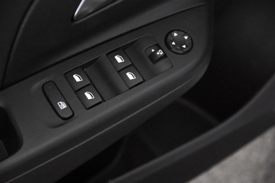 Opel Corsa 1.2 Edition *1ste Eigenaar*Navigatie*Park assist*Carplay*