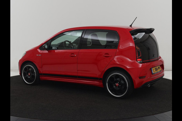 Volkswagen up! 1.0 TSI GTI | Stoelverwarming | Beats Audio | Climate control | DAB | Cruise control | Bluetooth | Parkeerhulp | Getint glas