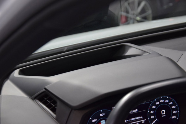 Audi Q4 e-tron 40 S edition 77 kWh Panoramadak|Navi|Head-UP|Sonos|21 Inch|RS-Seats|ACC|16500km!!!