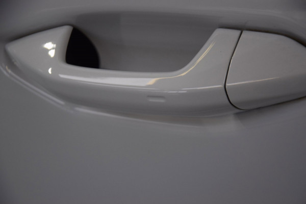 Audi Q4 e-tron 40 S edition 77 kWh Panoramadak|Navi|Head-UP|Sonos|21 Inch|RS-Seats|ACC|16500km!!!