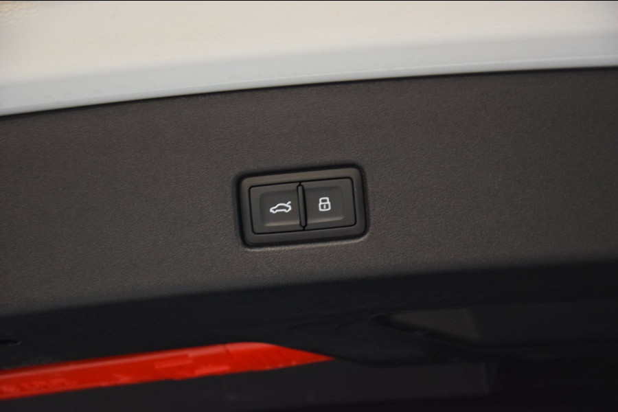 Audi Q4 e-tron 40 S edition 77 kWh Panoramadak|Navi|Head-UP|Sonos|21 Inch|RS-Seats|ACC|16500km!!!