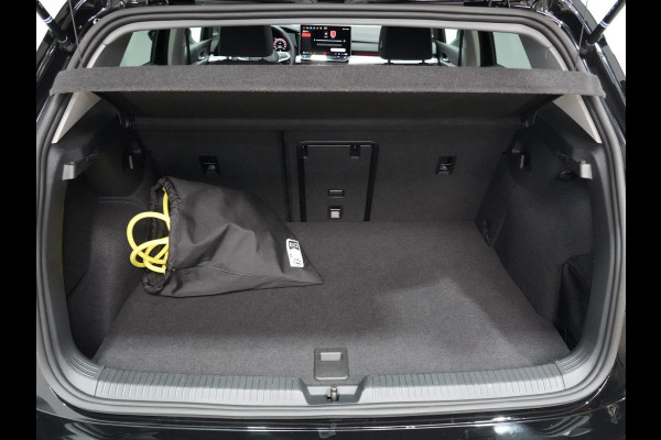 Volkswagen Golf 1.5 eHybrid 204pk Life Ed. | 18" Catania | Camera | App-Connect | Full-LED | ACC Demo JK