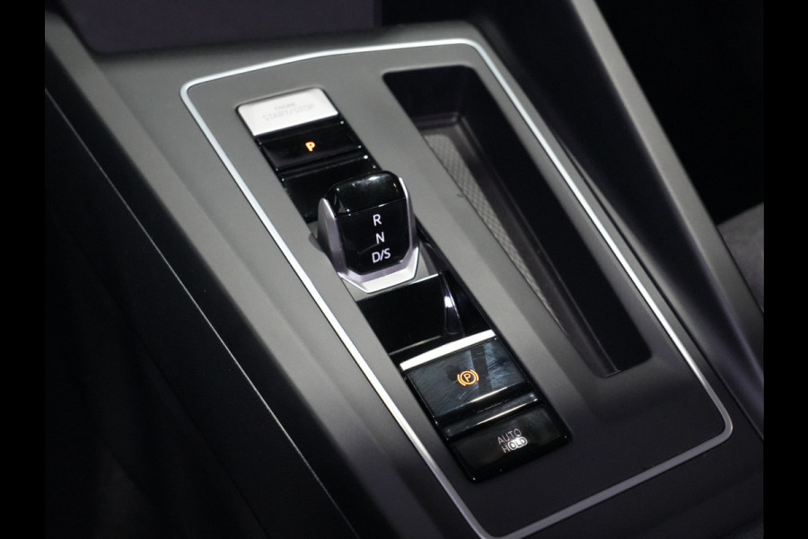 Volkswagen Golf 1.5 eHybrid 204pk Life Ed. | 18" Catania | Camera | App-Connect | Full-LED | ACC Demo JK