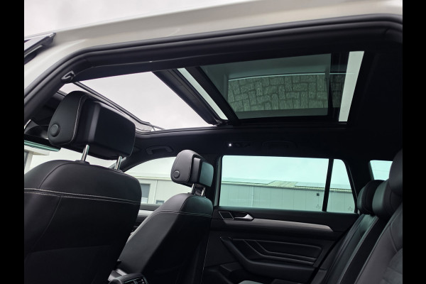 Volkswagen Passat Variant 1.4 TSI PHEV GTE Business Pano Massage Stoel Acc