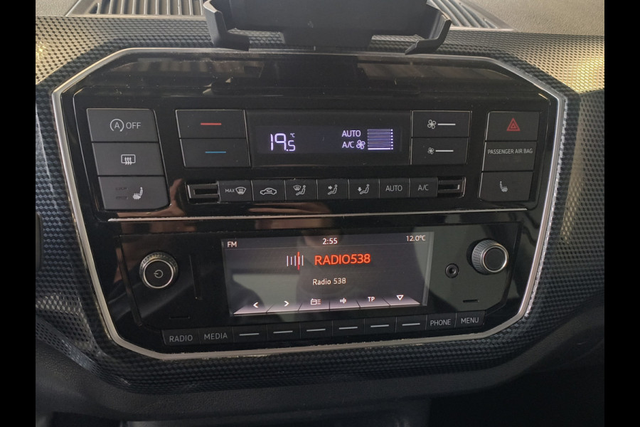 Volkswagen up! 1.0 Rijklaar + 12 maanden Bovag-garantie Henk Jongen Auto's in Helmond,  al 50 jaar service zoals 't hoort!