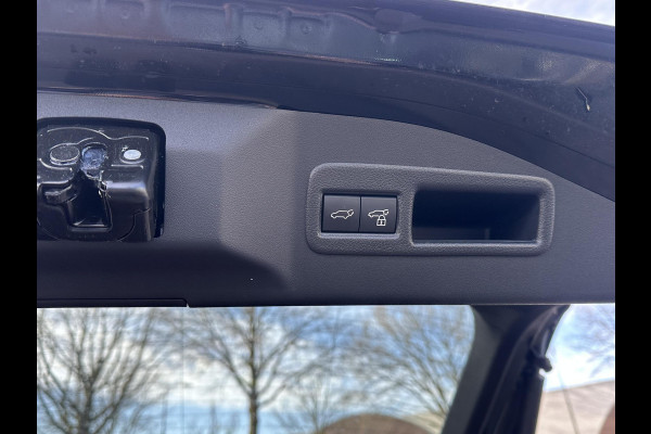 Toyota Bz4x Dynamic 71 kWh VAN: 35.900,- VOOR: 32.877,- UW LENTEVOORDEEL: 3.023,-| LEKKER COMPLEET EN RIJKLAAR GEPRIJSD incl. 10 jr. TOYOTA GARANTIE