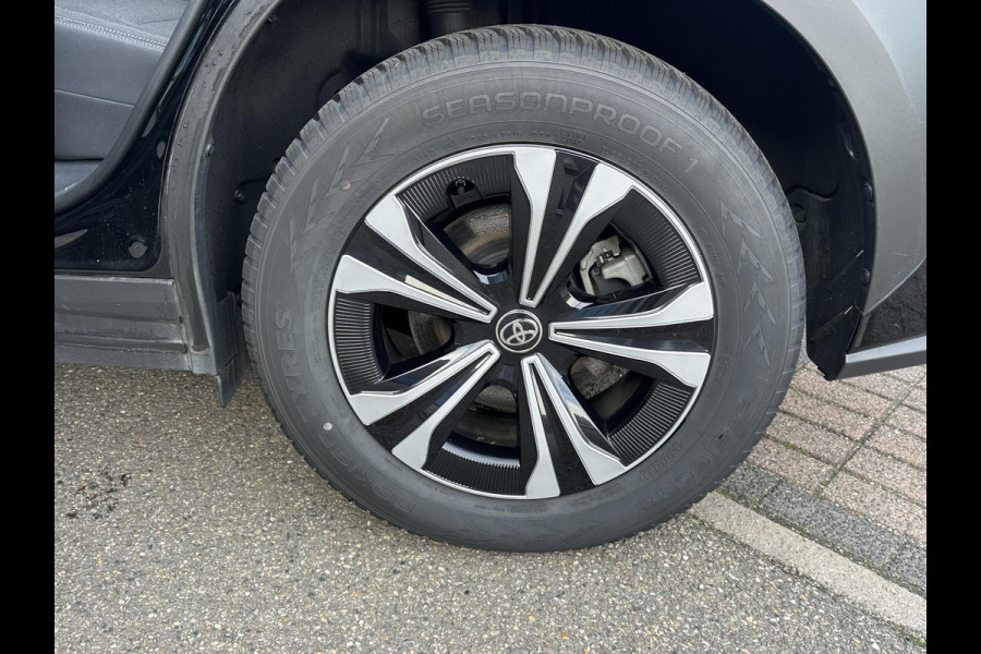 Toyota Bz4x Dynamic 71 kWh VAN: 35.900,- VOOR: 32.877,- UW LENTEVOORDEEL: 3.023,-| LEKKER COMPLEET EN RIJKLAAR GEPRIJSD incl. 10 jr. TOYOTA GARANTIE