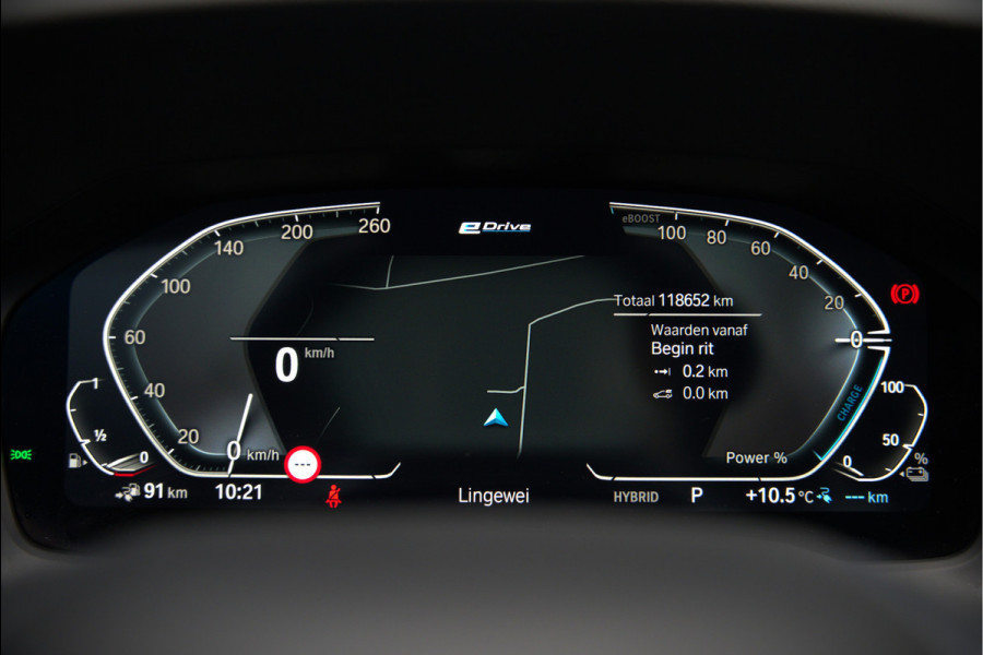 BMW 3 Serie Touring 320e xDrive Business Edition Plus Sport | Laser Led | Vol Leer | Stuurverwarming | Stoelverwarming | Keyless | Head-Up Display | Apple Carplay | Navigatie |