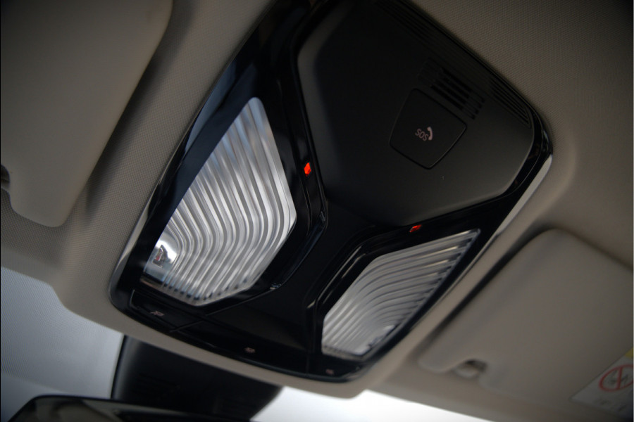 BMW 3 Serie Touring 320e xDrive Business Edition Plus Sport | Laser Led | Vol Leer | Stuurverwarming | Stoelverwarming | Keyless | Head-Up Display | Apple Carplay | Navigatie |