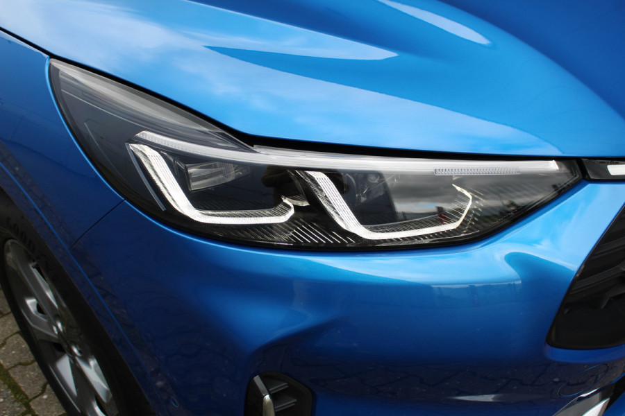 Ford Kuga 2.5-243pk PHEV ST-Line X. 2100kg trekgewicht ! Nieuw Model ! Van €. 54.937,- voor €. 42.750,- ! Trekgewicht van 2.100kg ! Elektr. verstelb. AGR stoelen voor, Stoel-, stuur-, voorraam- en achterbank verwarming, Elektr. panorama/schuif-kanteldak , Trekhaak wegklapbaar,