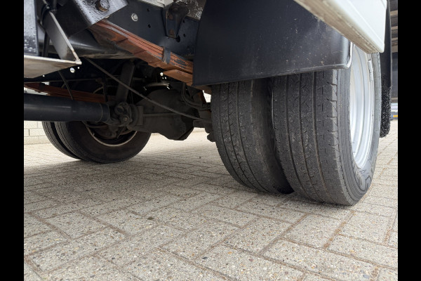 Iveco 40C18 automaat 3.0L / dubbellucht / luchtvering / trekhaak 3500 kg! / vaste prijs rijklaar € 33.950 ex btw / euro 6 / 420 cm L x 213 cm B x 230 cm H