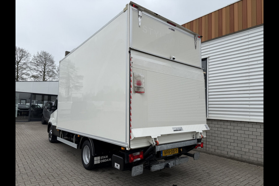 Iveco 40C18 automaat 3.0L / dubbellucht / luchtvering / trekhaak 3500 kg! / vaste prijs rijklaar € 33.950 ex btw / euro 6 / 420 cm L x 213 cm B x 230 cm H