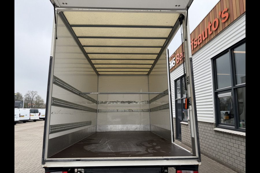 Iveco 40C18 automaat 3.0L / dubbellucht / luchtvering / trekhaak 3500 kg! / vaste prijs rijklaar € 33.950 ex btw / euro 6 / 420 cm L x 213 cm B x 230 cm H