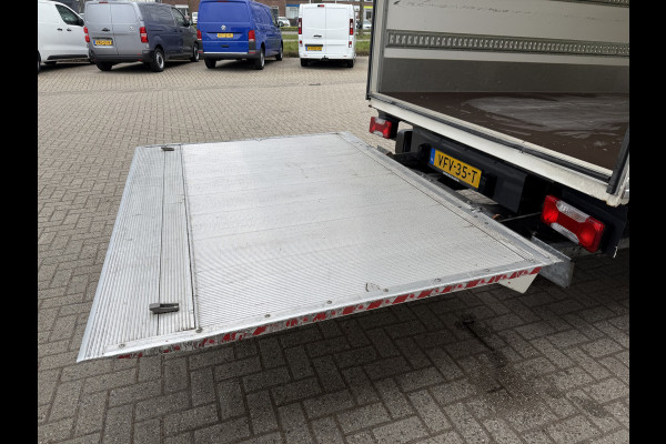 Iveco 40C18 automaat 3.0L / dubbellucht / luchtvering / trekhaak 3500 kg! / vaste prijs rijklaar € 33.950 ex btw / euro 6 / 420 cm L x 213 cm B x 230 cm H