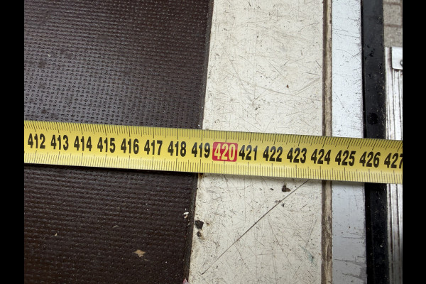 Iveco 40C18 automaat 3.0L / dubbellucht / luchtvering / trekhaak 3500 kg! / vaste prijs rijklaar € 33.950 ex btw / euro 6 / 420 cm L x 213 cm B x 230 cm H