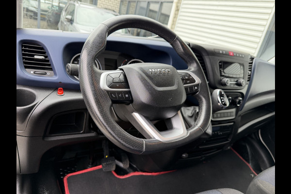 Iveco 40C18 automaat 3.0L / dubbellucht / luchtvering / trekhaak 3500 kg! / vaste prijs rijklaar € 33.950 ex btw / euro 6 / 420 cm L x 213 cm B x 230 cm H