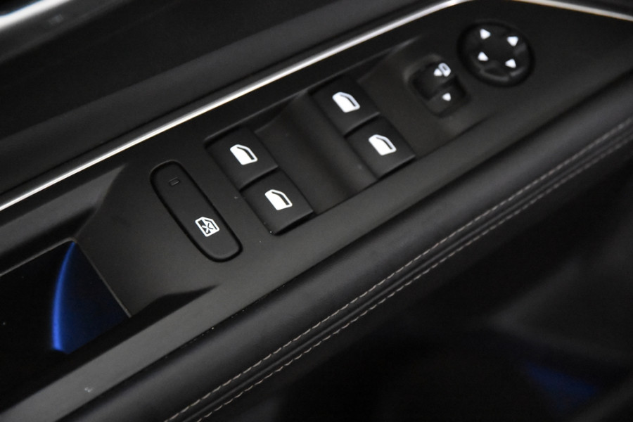 Peugeot 3008 1.2 Active *Airco*DAB*Leer*