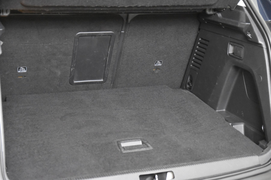 Peugeot 3008 1.2 Active *Airco*DAB*Leer*