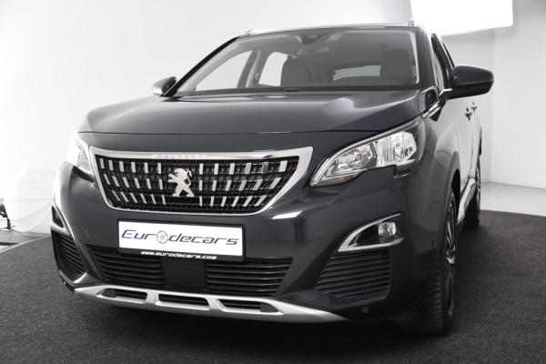 Peugeot 3008 1.2 Active *Airco*DAB*Leer*