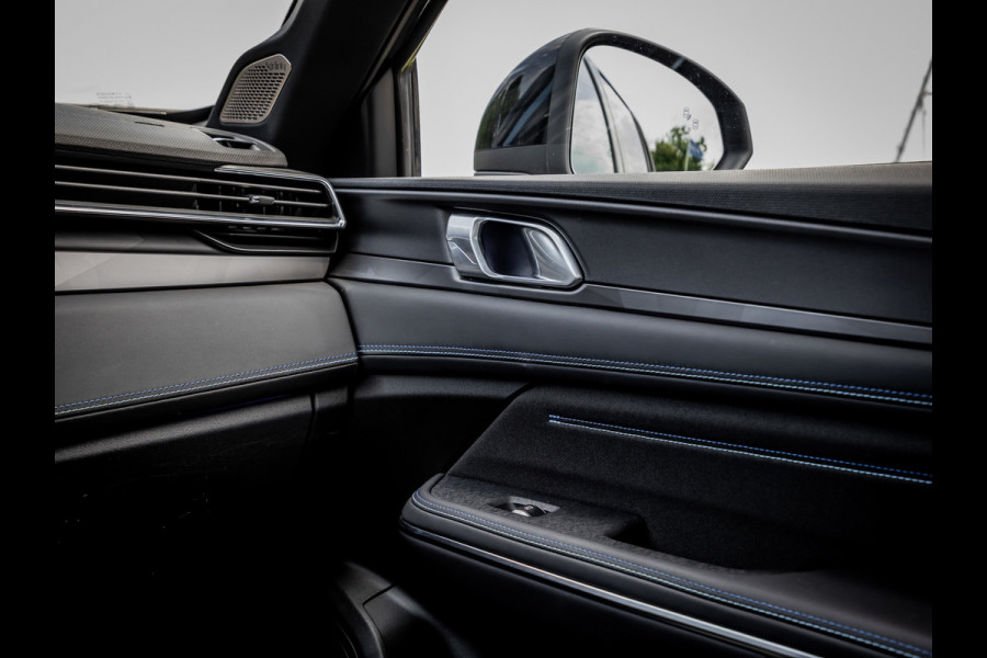 Lynk & Co 01 1.5 Plug-In Hybrid 262pk BLACKED OUT | Zwarte hemel | 360 Camera