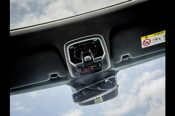 Lynk & Co 01 1.5 Plug-In Hybrid 262pk BLACKED OUT | Zwarte hemel | 360 Camera