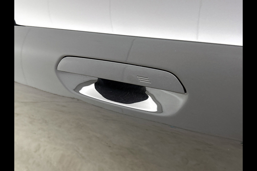 BMW i5 EDrive40 84 kWh M-sport(NL-auto, Harman/Kardon, SfeerV, Stoel V+ K, 360 Camera, Lane Assit, Active Cruise, Etc)