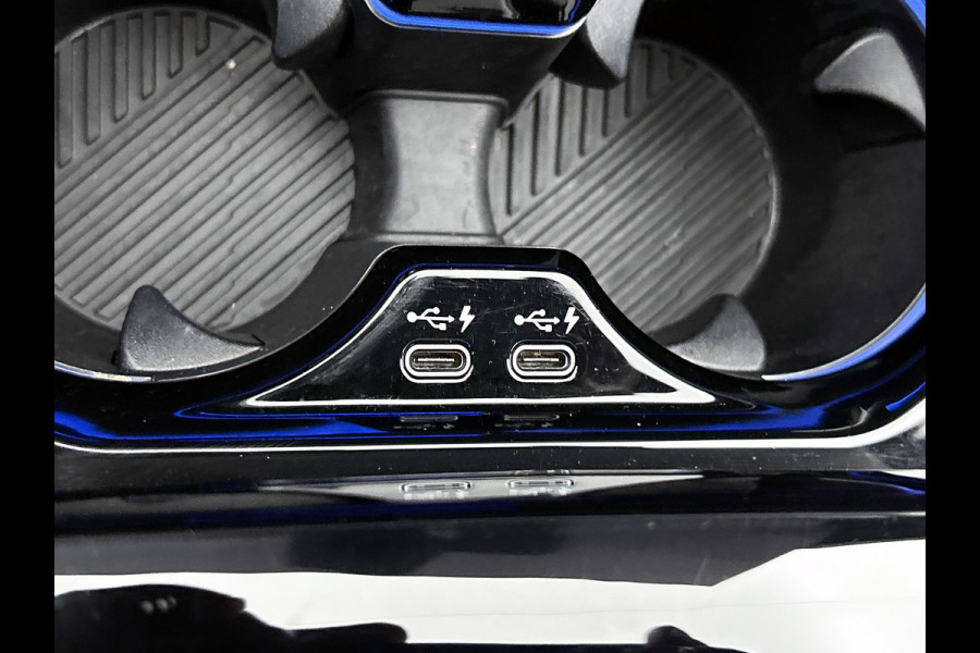 BMW i5 EDrive40 84 kWh M-sport(NL-auto, Harman/Kardon, SfeerV, Stoel V+ K, 360 Camera, Lane Assit, Active Cruise, Etc)