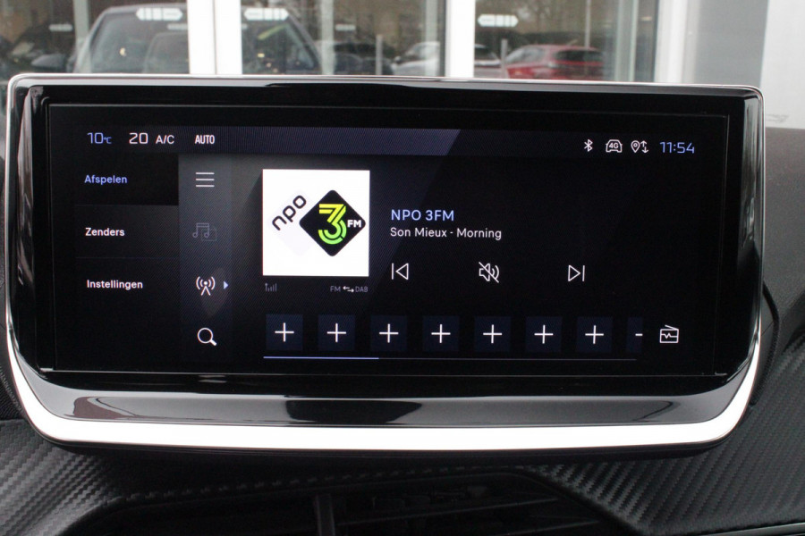 Peugeot 208 1.2 100PK ALLURE | CAMERA VOOR + ACHTER | PARKEERSENSOREN VOOR + ACHTER | DRAADLOZE APPLE CARPLAY/ANDROID AUTO | NAVIGATIE | DODEHOEK DETECTIE | CRUISE CONTROL | DAB+ RADIO | CLIMATE CONTROL | LED KOPLAMPEN |