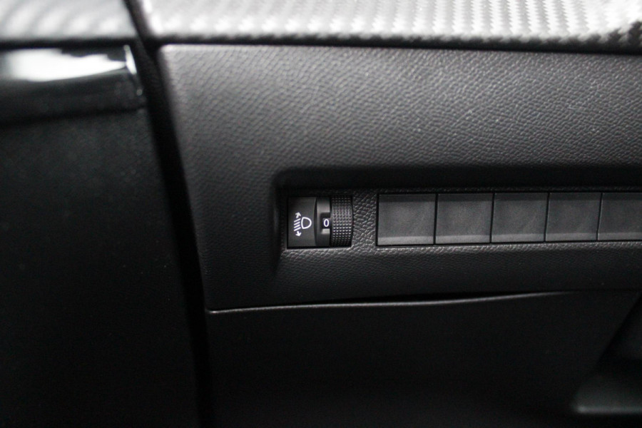 Peugeot 208 1.2 100PK ALLURE | CAMERA VOOR + ACHTER | PARKEERSENSOREN VOOR + ACHTER | DRAADLOZE APPLE CARPLAY/ANDROID AUTO | NAVIGATIE | DODEHOEK DETECTIE | CRUISE CONTROL | DAB+ RADIO | CLIMATE CONTROL | LED KOPLAMPEN |