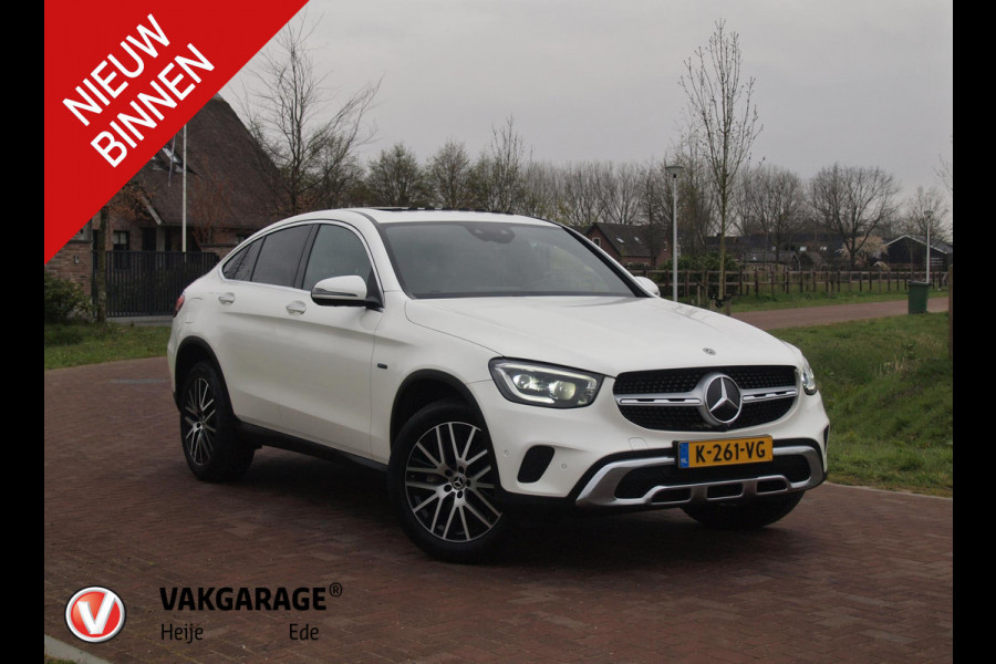 Mercedes-Benz GLC Coupé 300e 4MATIC Business Solution Luxury |  Burmester Surround | Schuifdak | 360 Camera | Digital Cockpit | NL-Auto |