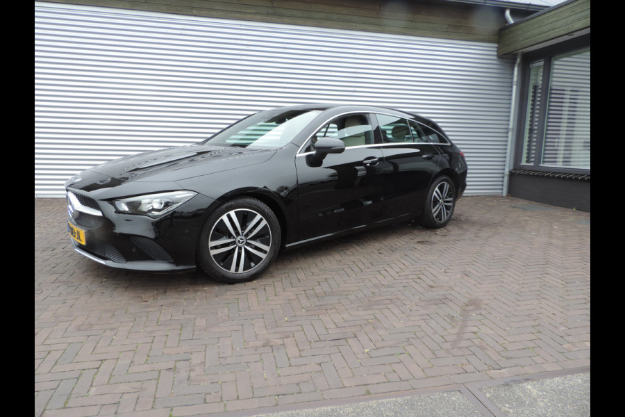 Mercedes-Benz CLA-Klasse Shooting Brake 180 Business Solution Luxury leer sfeer licht