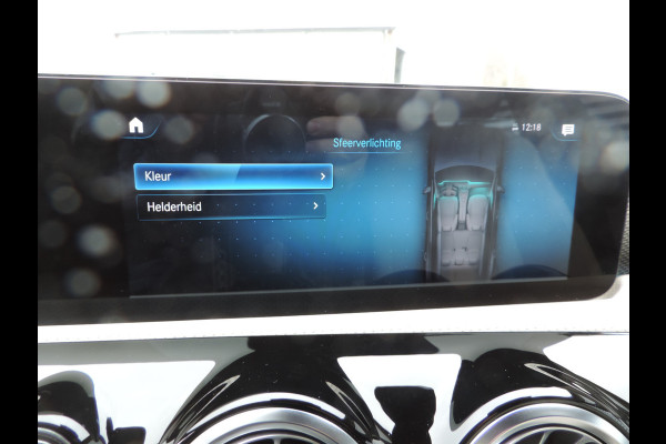 Mercedes-Benz CLA-Klasse Shooting Brake 180 Business Solution Luxury leer sfeer licht