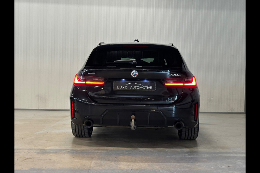 BMW 3 Serie Touring 330e xDrive | PANO | HUD | HARMAN KARDON | SHADOW LINE | TREKHAAK
