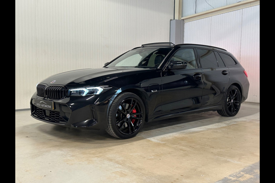 BMW 3 Serie Touring 330e xDrive | PANO | HUD | HARMAN KARDON | SHADOW LINE | TREKHAAK