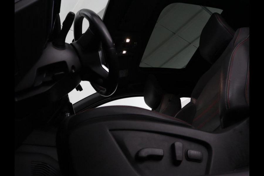 Renault Arkana 1.6 E-Tech Hybrid 145 R.S. Line | Panoramadak | Leder/Alcantara | Trekhaak | Stoelverwarming | Adaptive cruise | Camera | Carplay | Keyless | Park Assist | Full LED | Navigatie | Stuurverwarming