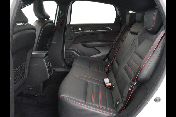 Renault Arkana 1.6 E-Tech Hybrid 145 R.S. Line | Panoramadak | Leder/Alcantara | Trekhaak | Stoelverwarming | Adaptive cruise | Camera | Carplay | Keyless | Park Assist | Full LED | Navigatie | Stuurverwarming