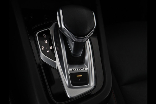 Renault Arkana 1.6 E-Tech Hybrid 145 R.S. Line | Panoramadak | Leder/Alcantara | Trekhaak | Stoelverwarming | Adaptive cruise | Camera | Carplay | Keyless | Park Assist | Full LED | Navigatie | Stuurverwarming