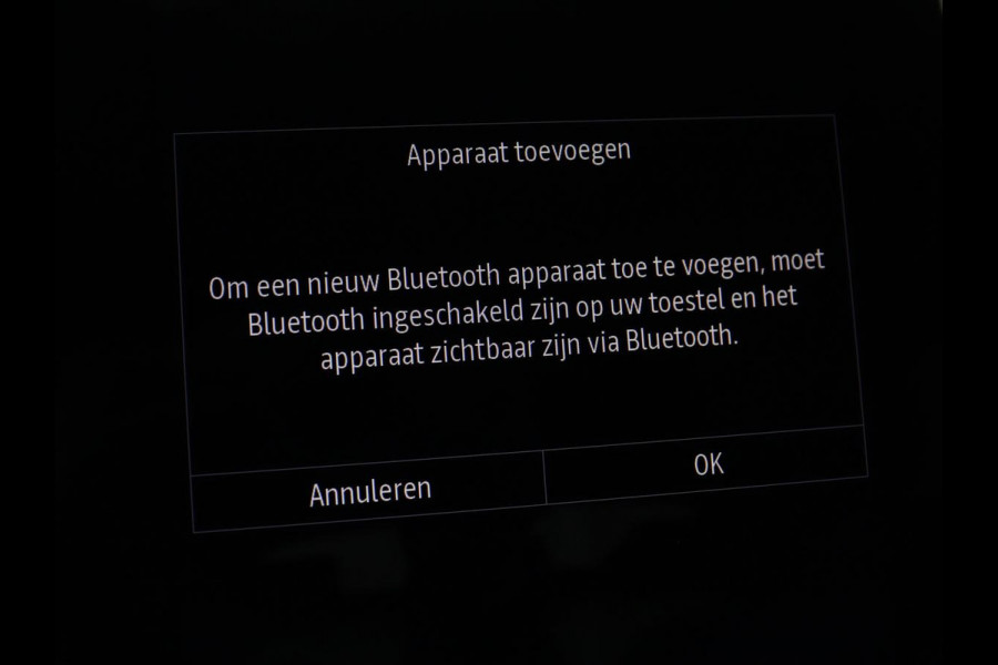 Renault Arkana 1.6 E-Tech Hybrid 145 R.S. Line | Panoramadak | Leder/Alcantara | Trekhaak | Stoelverwarming | Adaptive cruise | Camera | Carplay | Keyless | Park Assist | Full LED | Navigatie | Stuurverwarming